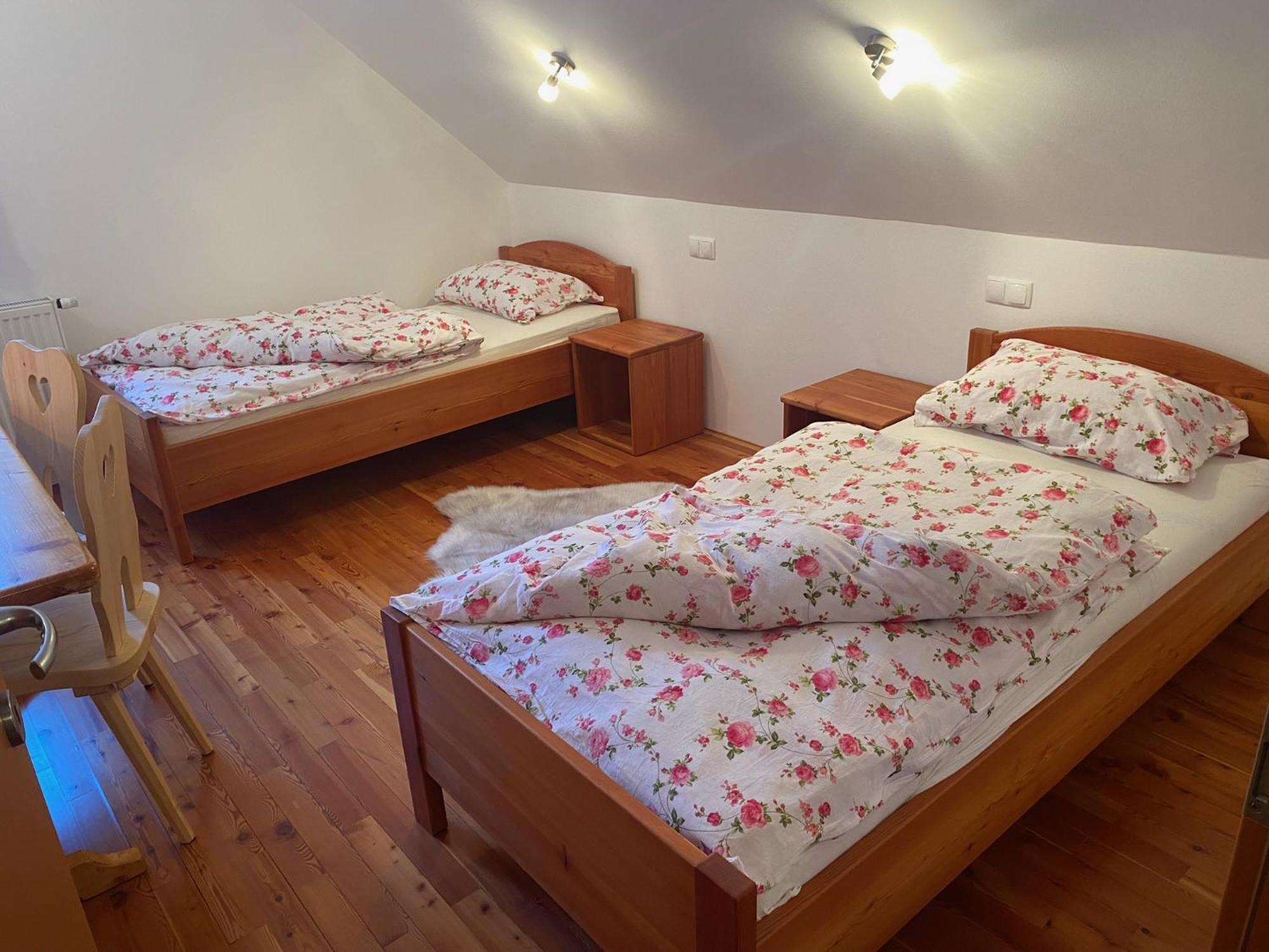 Rooms Kocna 泽高杰斯科 外观 照片